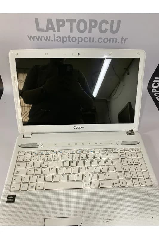 LAPTOP CASPER CHU İ5 4 4 GB 120 GB İNTEL 4000 BATARYA GİTMİYOR