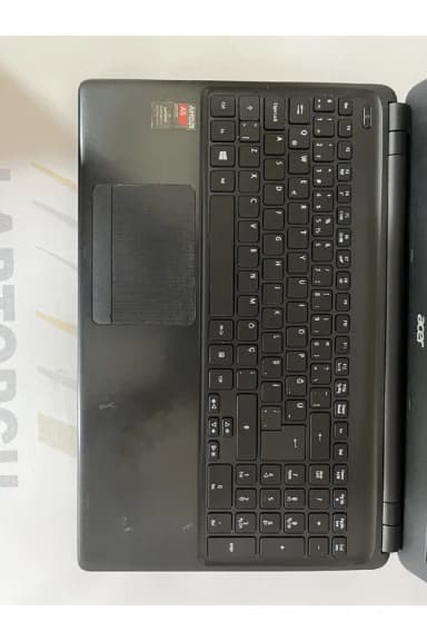 LAPTOP ACER AMD A6 4 GB 64 SSD 500 HD 2+2 VGA 15.6 BATARYA 1 SAAT CİVARINDA görseli