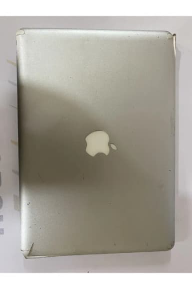 MACBOOK PRO A1706 İNTEL İ5 8 RAM 256SSD BATARYA 1-2 SAAT İNTEL İRİS GRAPHİCS 560 görseli