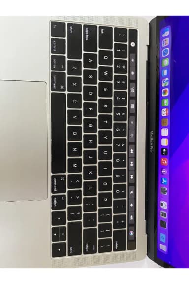 MACBOOK PRO İNTEL İ7 16 GB RAM 240 SSD BATARYA 2 SAAT İNTEL HD GRAPHİCS görseli