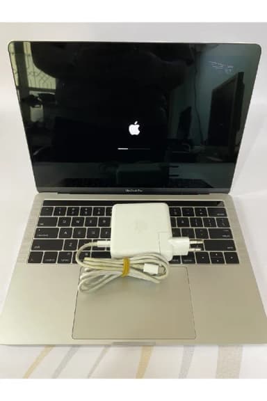MACBOOK PRO İNTEL İ7 16 GB RAM 240 SSD BATARYA 2 SAAT İNTEL HD GRAPHİCS görseli