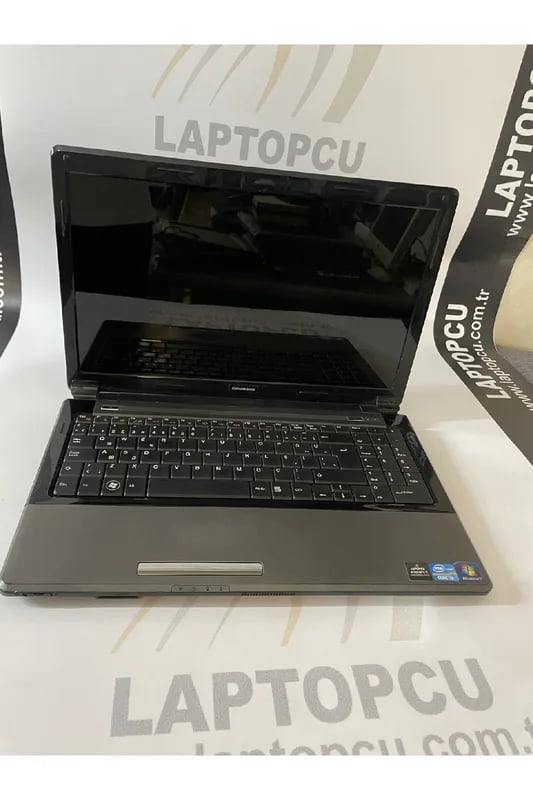 LAPTOP GRUNDIG İ3 2.NESİL 8 GB RAM 256 GB SSD İNTEL HD 3000 BATARYA GİTMİYOR